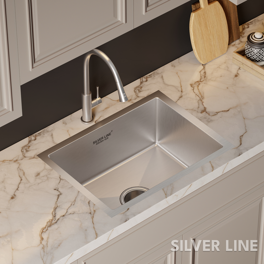 Handmade Single Bowl 304 Grade Kitchen Sink (24" x 18" x 10")